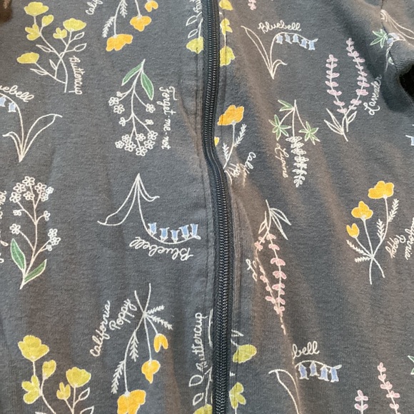 2 pair 3t pajamas - Picture 5 of 5